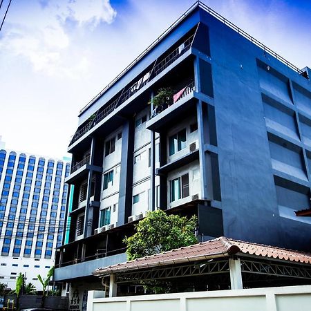 Хостел Five Stars Ratchada 19 Бангкок Экстерьер фото