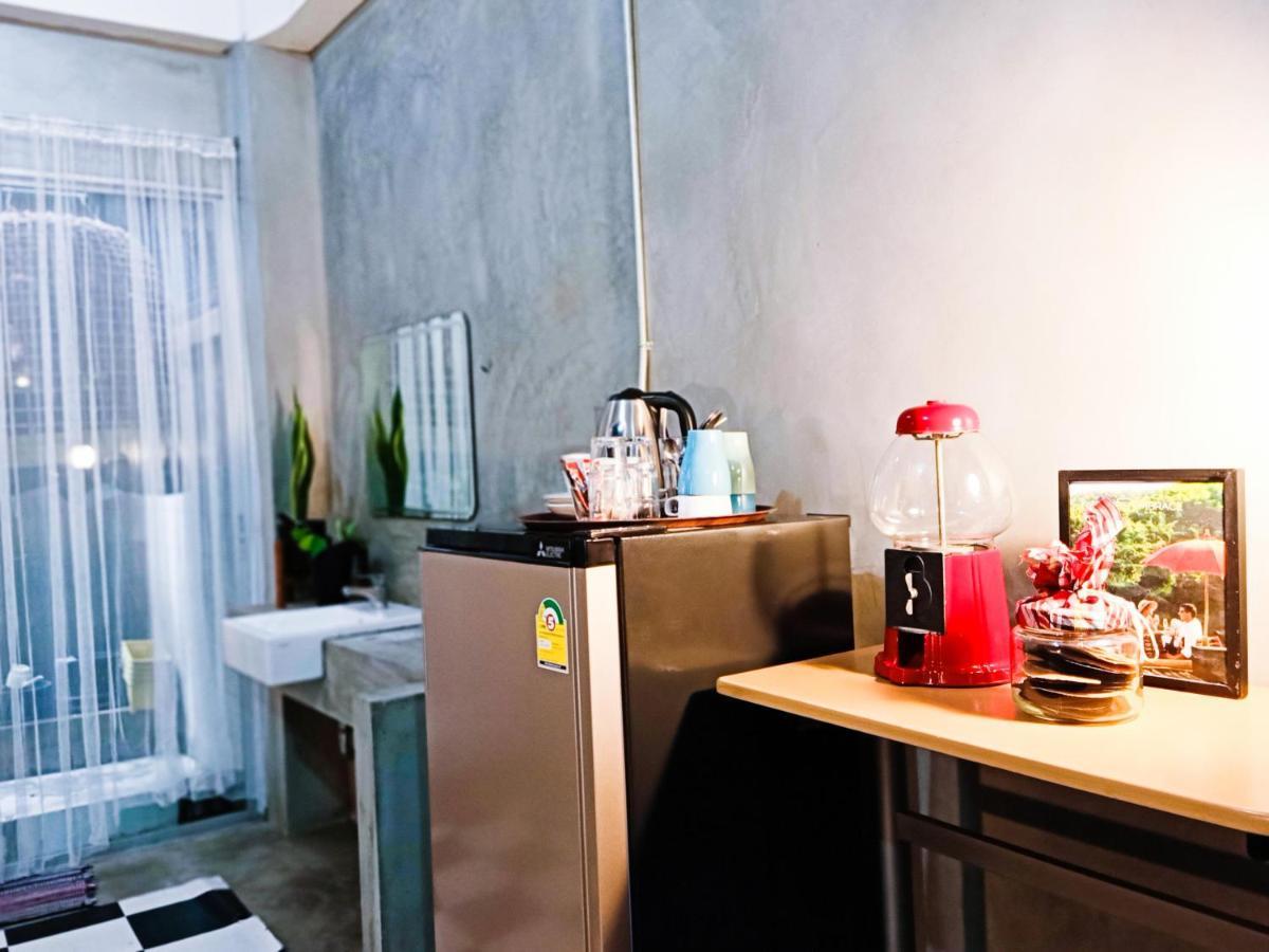 Хостел Five Stars Ratchada 19 Бангкок Экстерьер фото
